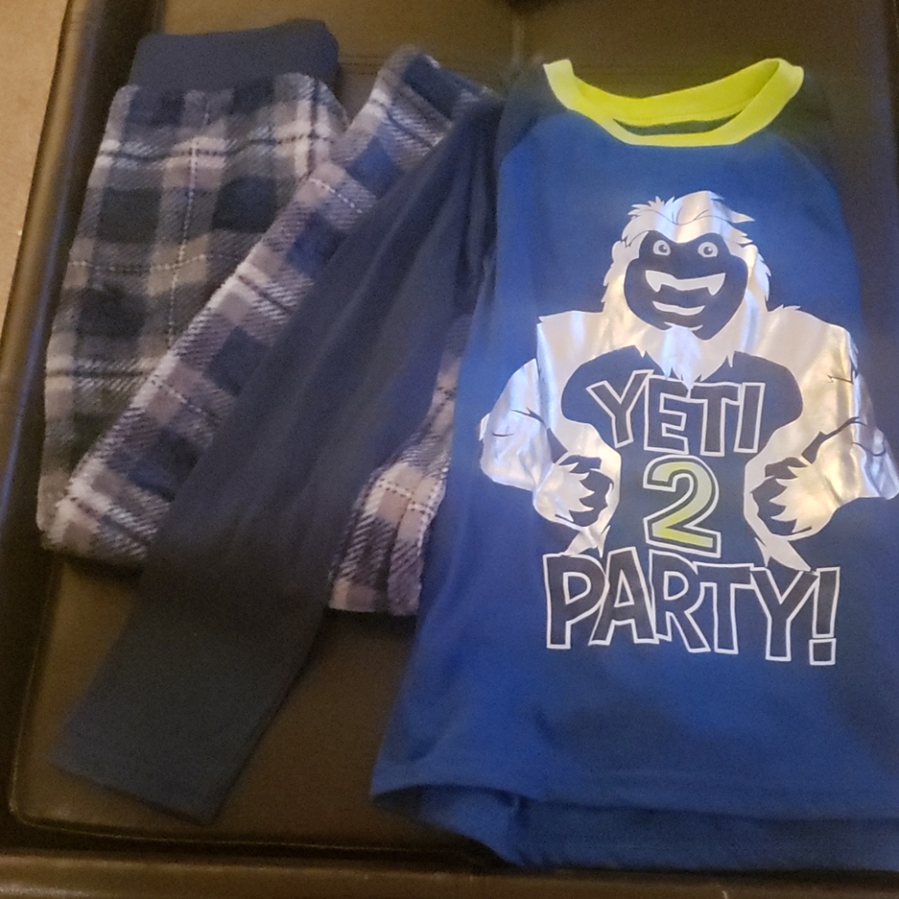 Boys Pajamas set long sleeve
